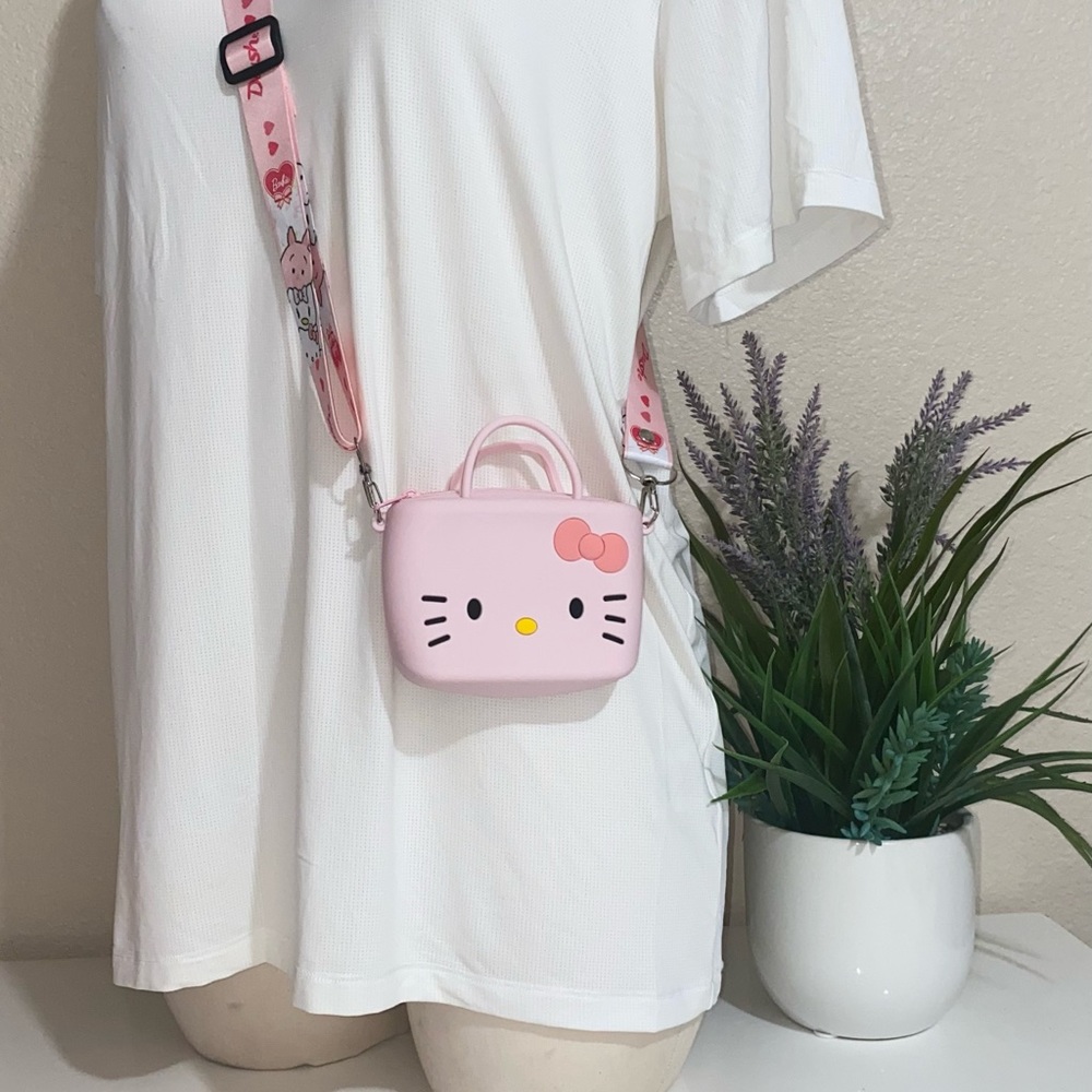 Hello Kitty Coin Purse for Girls and Women.